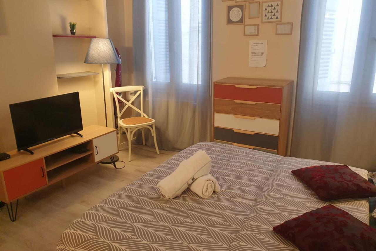 Modern Studio Centre Ville D'Awinion Zewnętrze zdjęcie